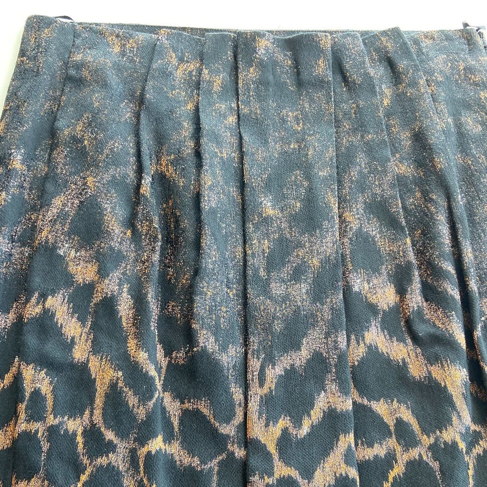 Salvatore Ferragamo Women's Skirt 38 EU NWT - Picture 2 of 10